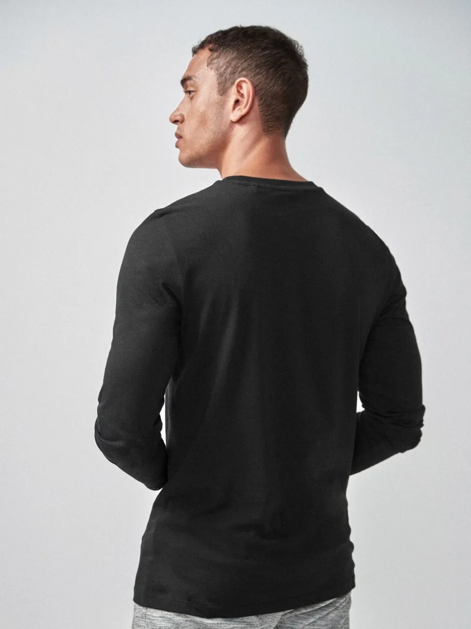 Zwart - Slim Fit - T-shirt met lange mouwen en ronde hals