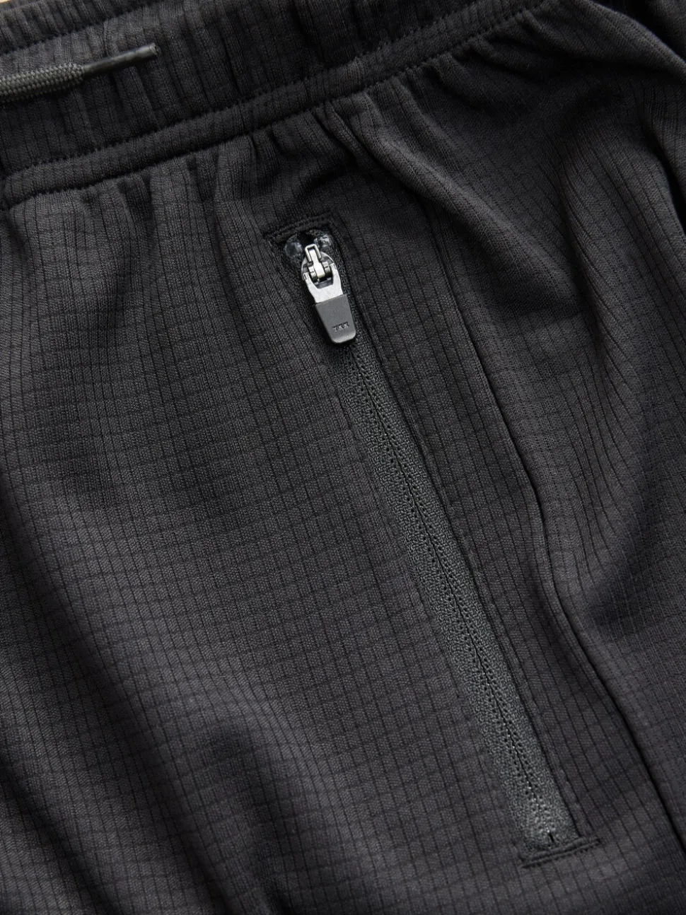 Zwart - Sportset van T-shirt en short (3-16 jr)