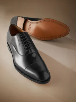 Zwart - Standaard pasvorm - Signature Leather - Oxford schoenen met neusstuk