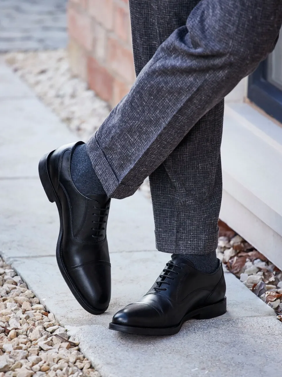 Zwart - Standaard pasvorm - Leren Oxford schoenen met neusstuk