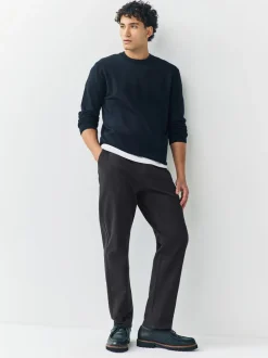 Zwart - Standaard toelopende pasvorm - Stretchy chino