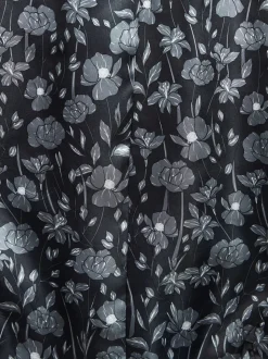Zwart - Tailored fit - Kostuum met twee knopen: colbert