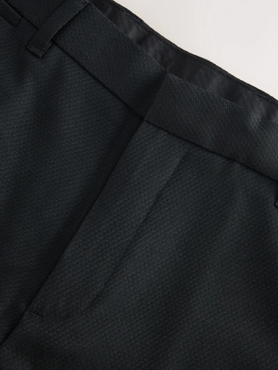 Zwart - Tailored fit - Smokingpantalon met biesdetail en textuur