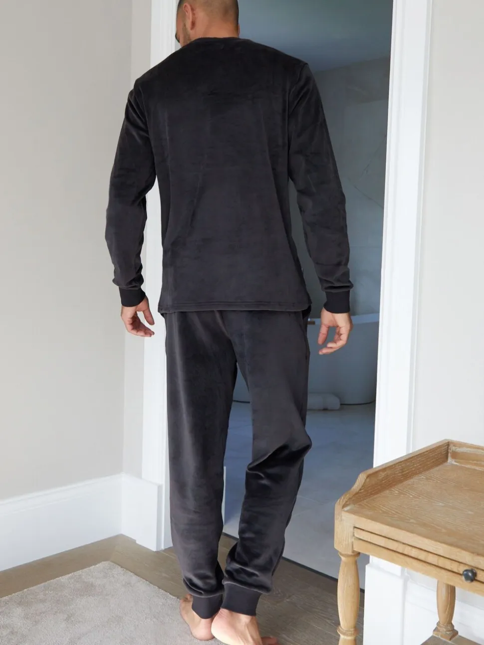 Zwart - Threadbare zacht aanvoelende velours loungewear set