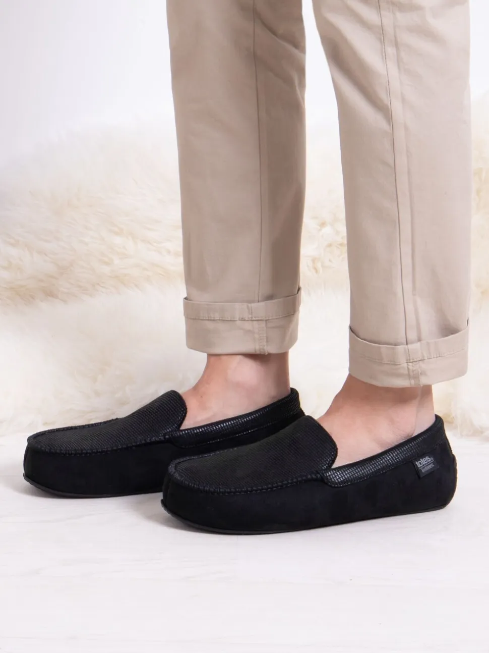 Zwart - Totes - Isotoner - Modieuze moccasinpantoffels met vierkant patroon voor heren