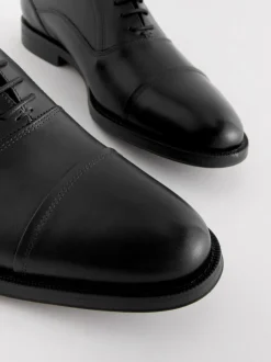 Zwart - Wijde pasvorm - Leren Oxford schoenen met neusstuk