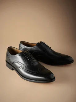 Zwart - Wijde pasvorm - Signature Italiaans leren brogues met gevleugelde neus