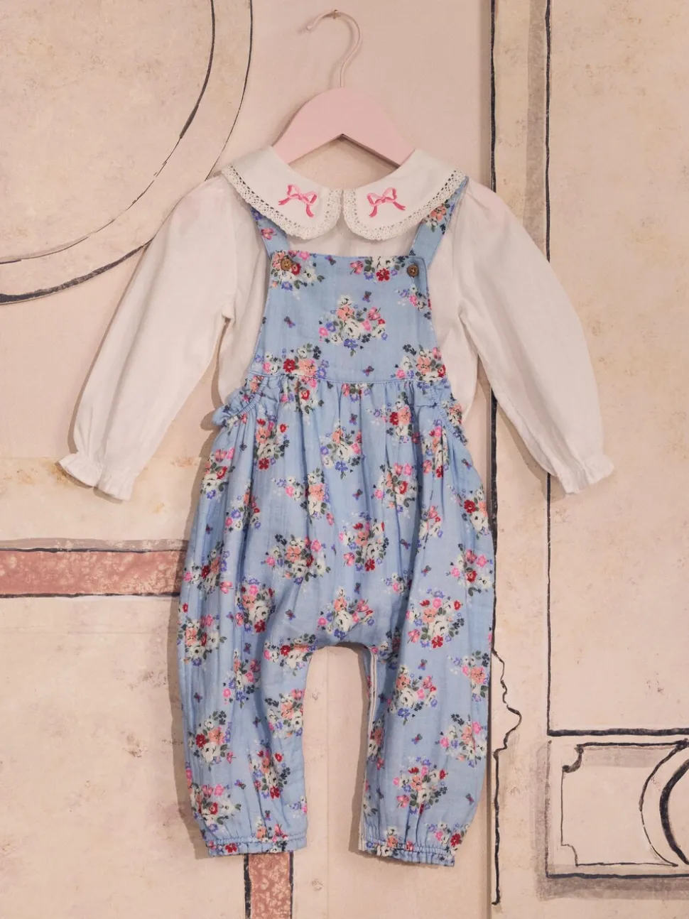 Zwart bloemenprint - Cath Kidston Baby Woven 100% Cotton Dungarees & Long Sleeve Blouse Set