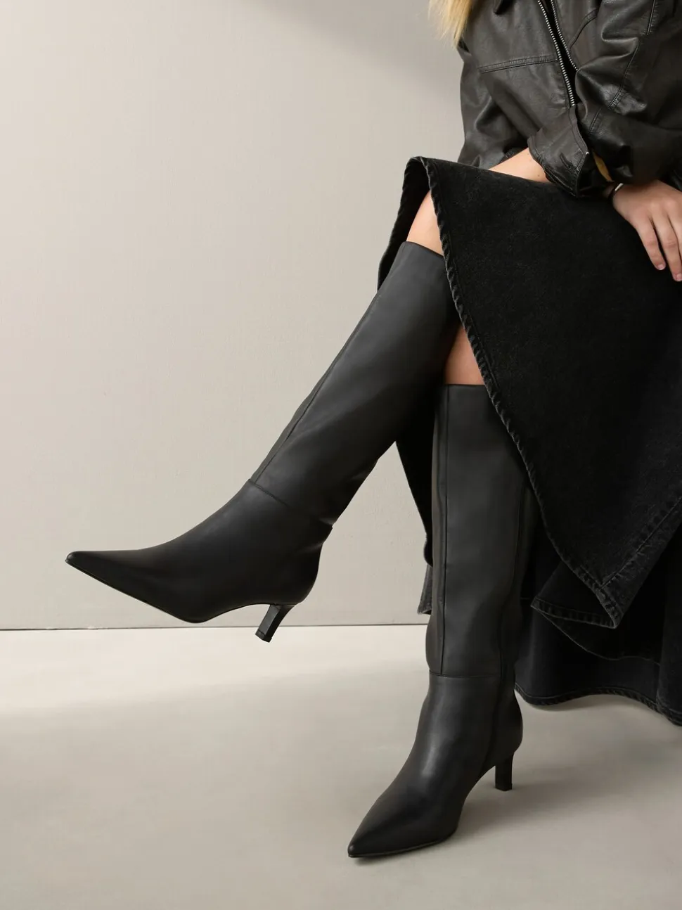 Zwart leer - Kniehoge Skinny Boots met Hak