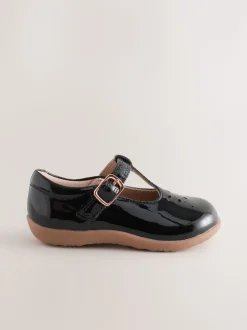 Zwart patentleer - First Walker schoenen met klittenband en T-bandje