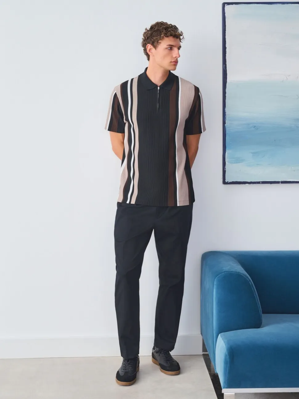 Zwart/bruin - Verticaal gestreepte polo met korte rits