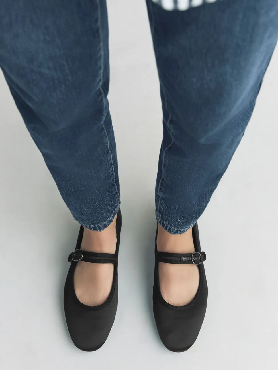 Zwarte satijn - Forever Comfort Round Toe Buckle Detail Mary Jane Shoes