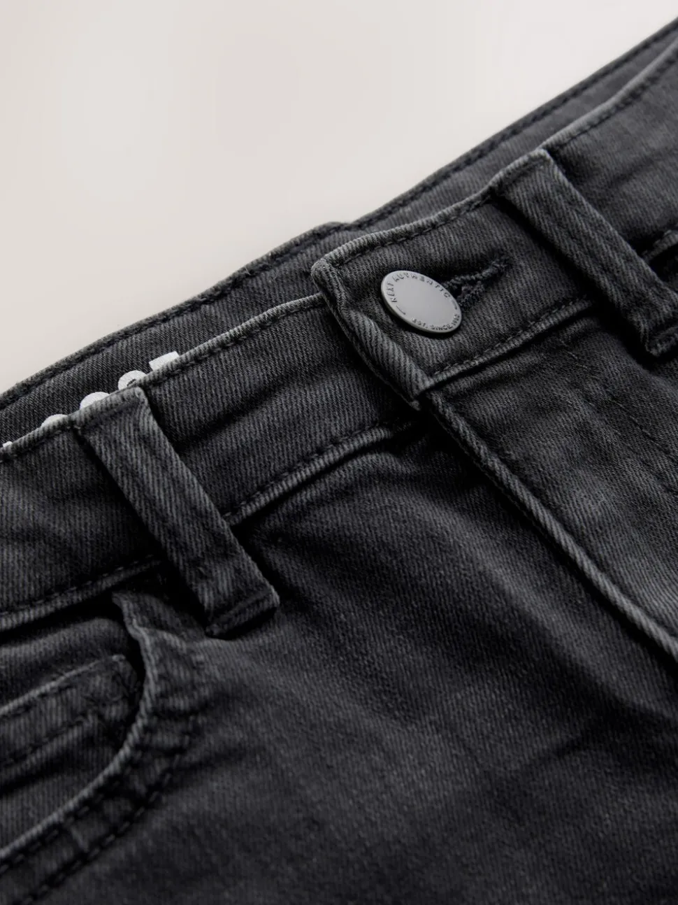 Zwarte wassing - Stretchjeans (3-17jr)