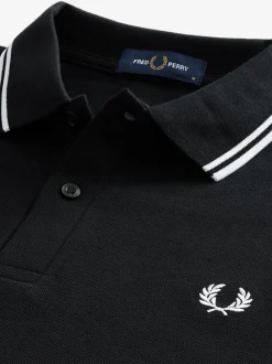Zwart/wit - Fred Perry poloshirt met tweekleurige streep op de mouw