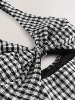 Zwart/wit gekreukte gingham-ruit - Uitgesneden plooi buik controle Zwempak