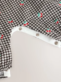 Zwart/wit geruite kers - Babyset van rompertje met korte mouwen en tuinbroek (0mnd -2jr)