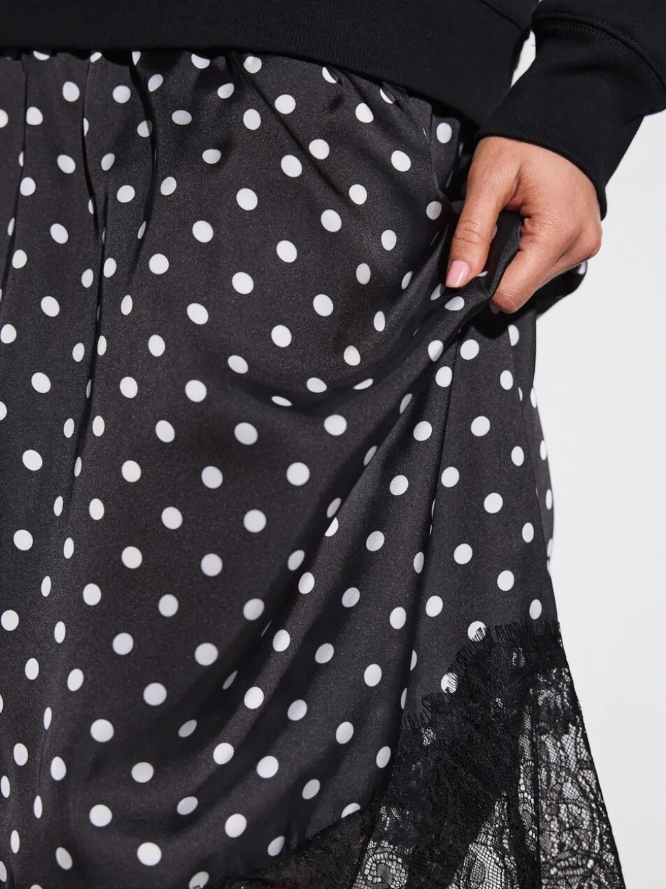 Zwart-wit gestipt - 2-In-1 Sweatshirt met Satijnen Midi Rok