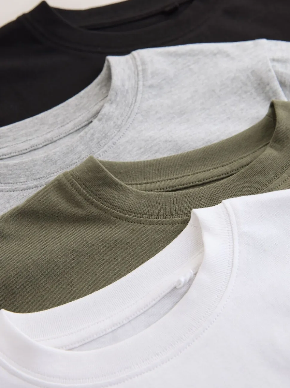 Zwart/wit/grijs/kaki - Set van 4 T-shirts met korte mouwen (3-16 jr)